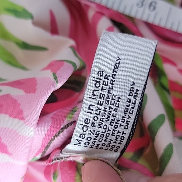 Buckhead Betties Flamingo Med Womans Blouse - Picture 9 of 9